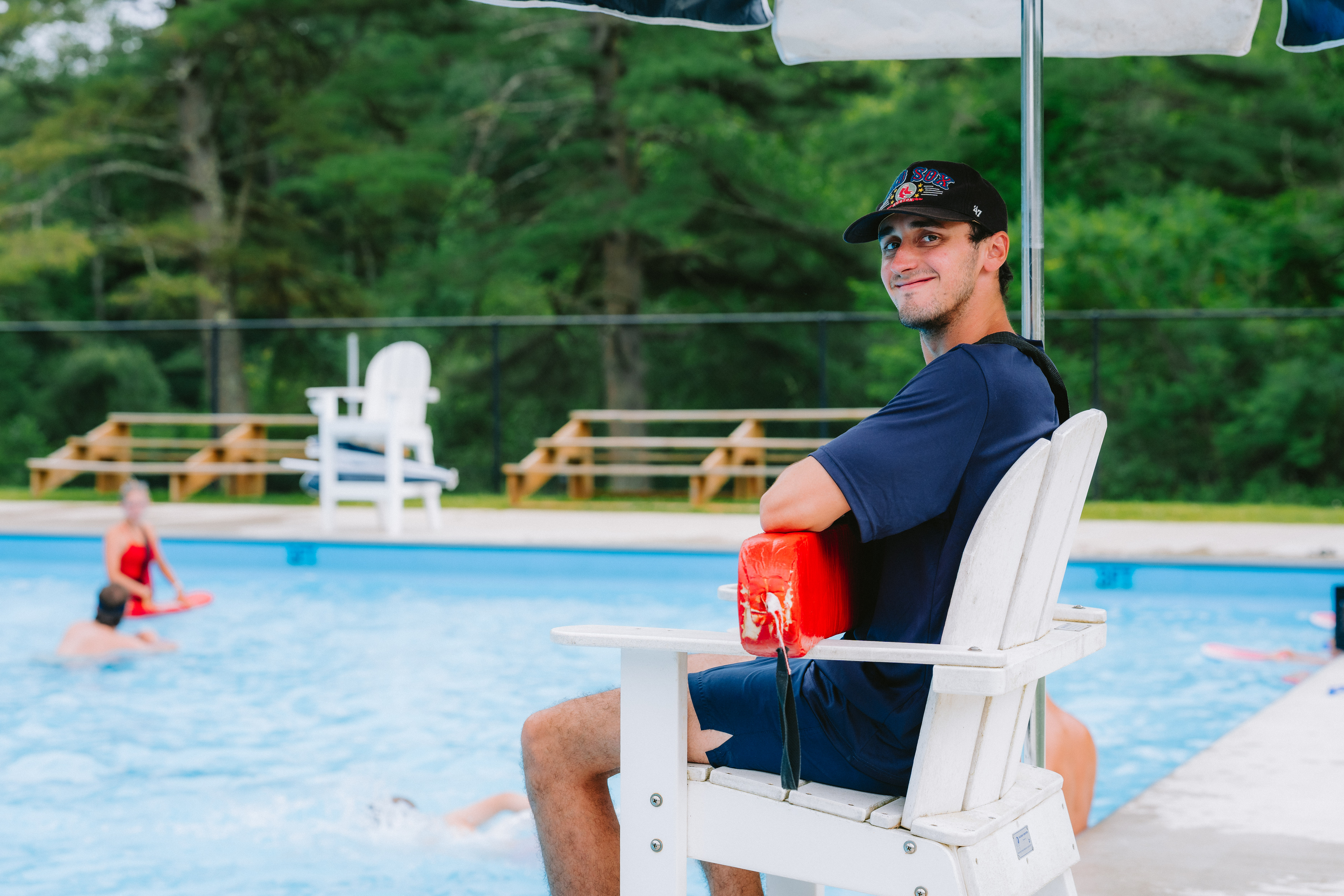 LIFEGUARD/SWIM INSTRUCTOR